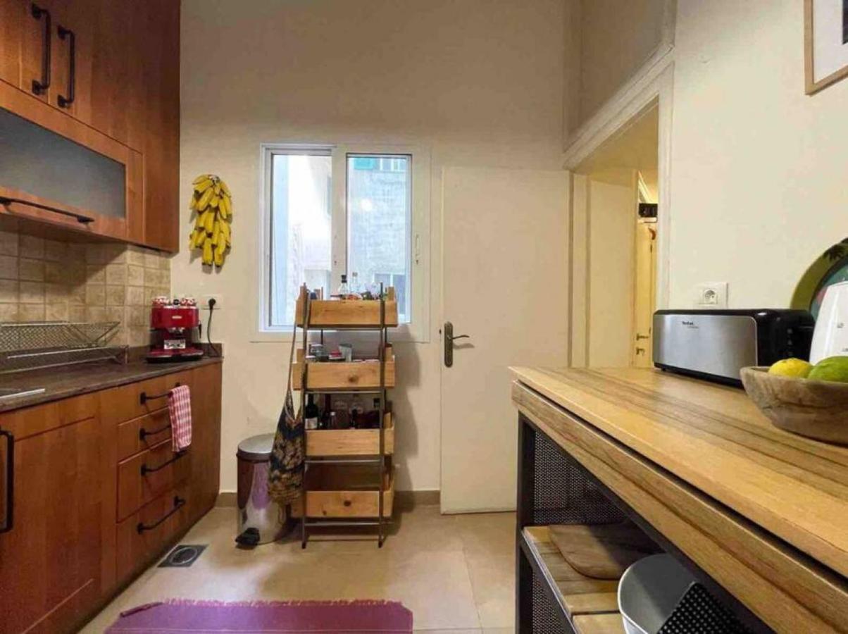 Designer 1Br Apt In Gemmayze Beirut Exterior foto