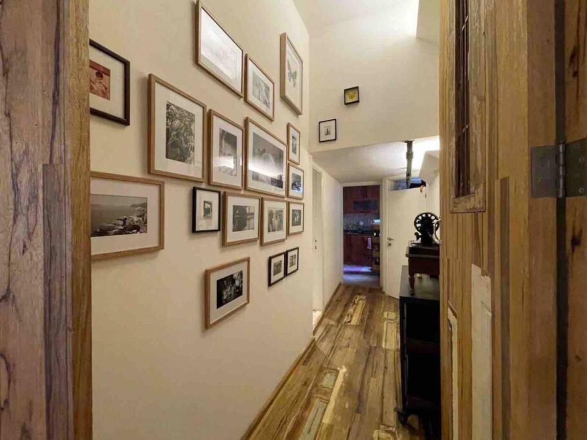 Designer 1Br Apt In Gemmayze Beirut Exterior foto